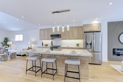 Photo 49 at 21 Nelson Avenue, Central, Ajax