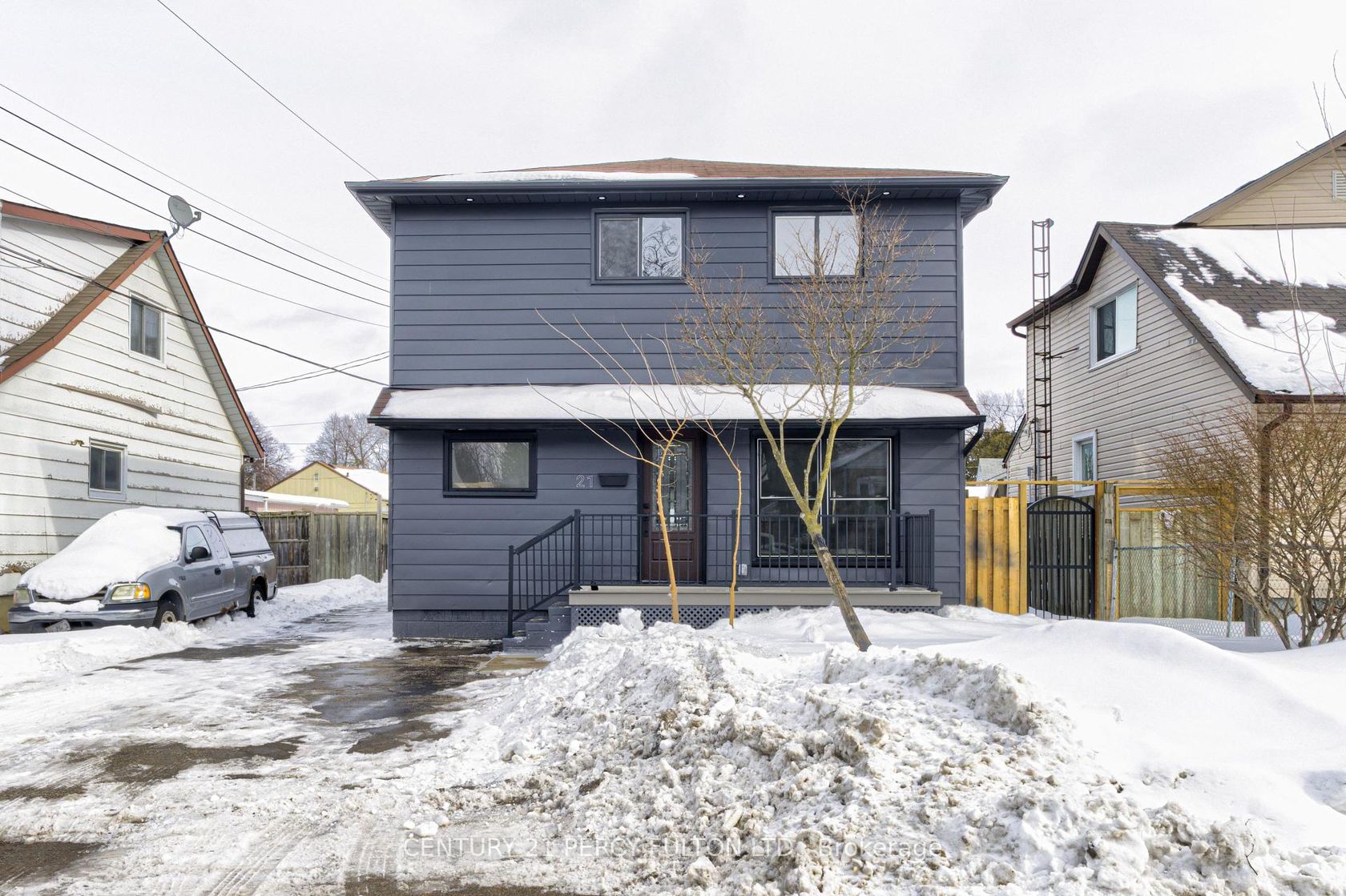 21 Nelson Avenue, Central, Ajax 