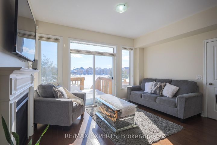 Photo 15 at 27 Hogan Manor Drive, Northwest Brampton, Brampton