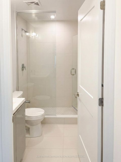 Photo 8 at 2010 - 25 Holly Street, Mount Pleasant West, Toronto