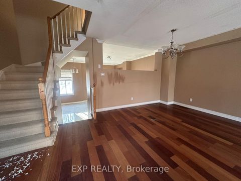 Photo 4 at 10 Guildpark Pathway, Guildwood, Toronto