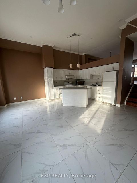 Photo 10 at 10 Guildpark Pathway, Guildwood, Toronto