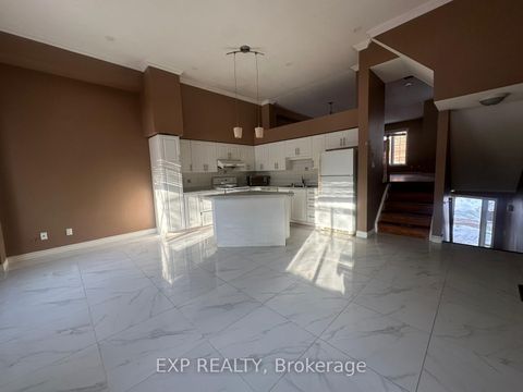 Photo 11 at 10 Guildpark Pathway, Guildwood, Toronto