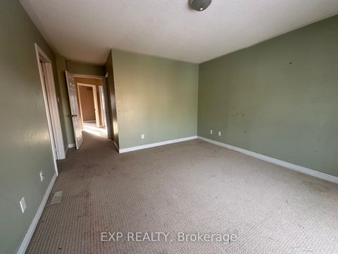 Photo 17 at 10 Guildpark Pathway, Guildwood, Toronto