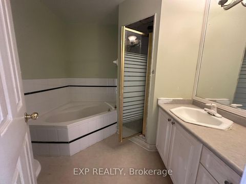 Photo 19 at 10 Guildpark Pathway, Guildwood, Toronto