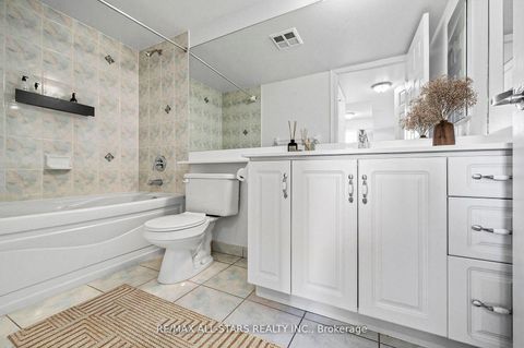 Photo 9 at 536 - 33 Cox Boulevard, Unionville, Markham