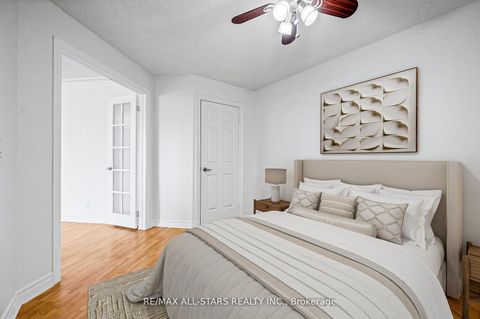 Photo 11 at 536 - 33 Cox Boulevard, Unionville, Markham