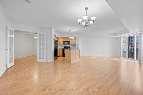 Photo 15 at 536 - 33 Cox Boulevard, Unionville, Markham