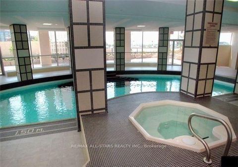 Photo 31 at 536 - 33 Cox Boulevard, Unionville, Markham