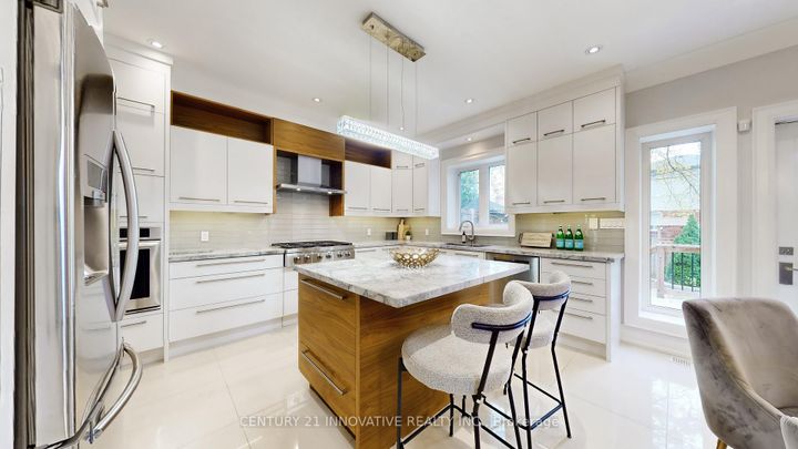 Photo 9 at 1 Dustan Crescent, East York, Toronto