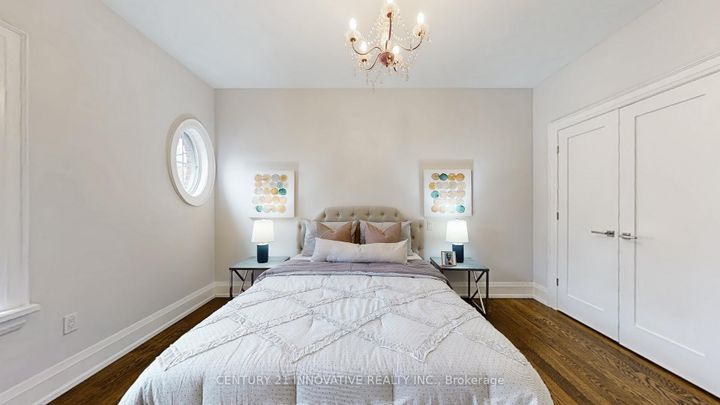 Photo 30 at 1 Dustan Crescent, East York, Toronto