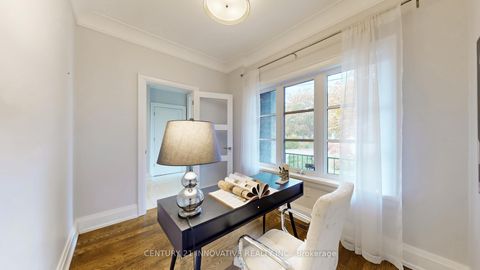 Photo 15 at 1 Dustan Crescent, East York, Toronto