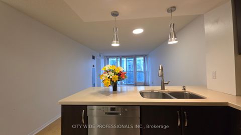 Photo 1 at 202 - 28 Hollywood Avenue, Willowdale East, Toronto