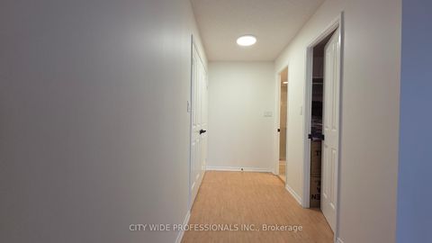 Photo 11 at 202 - 28 Hollywood Avenue, Willowdale East, Toronto