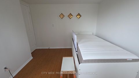 Photo 20 at 202 - 28 Hollywood Avenue, Willowdale East, Toronto