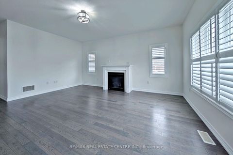 Photo 7 at 187 Lyle Drive, Bowmanville, Clarington