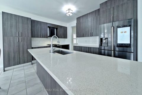 Photo 11 at 187 Lyle Drive, Bowmanville, Clarington