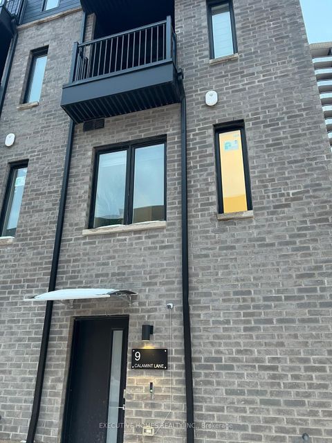 Photo 21 at 9 Calamint Lane, L'Amoreaux, Toronto