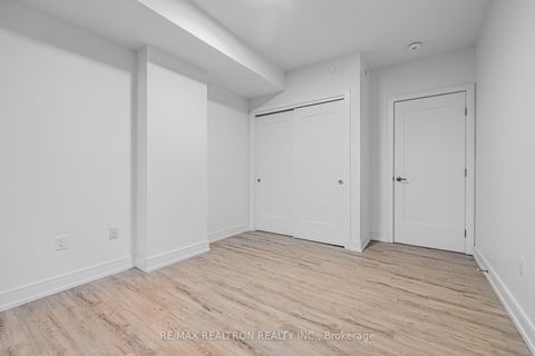 Photo 22 at 814 - 185 Dunlop Street E, Lakeshore, Barrie