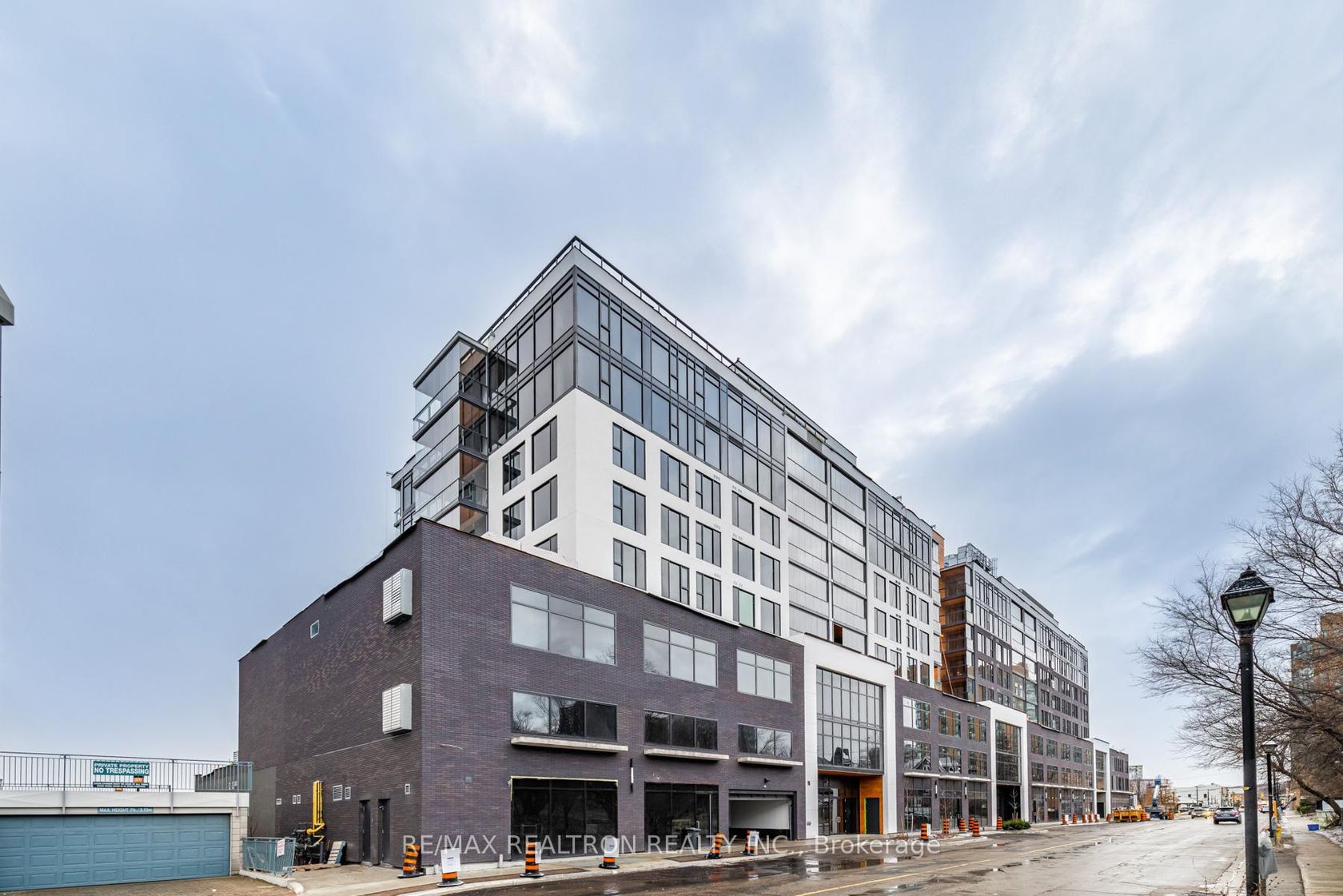 814 - 185 Dunlop Street E, Lakeshore, Barrie photo number 2