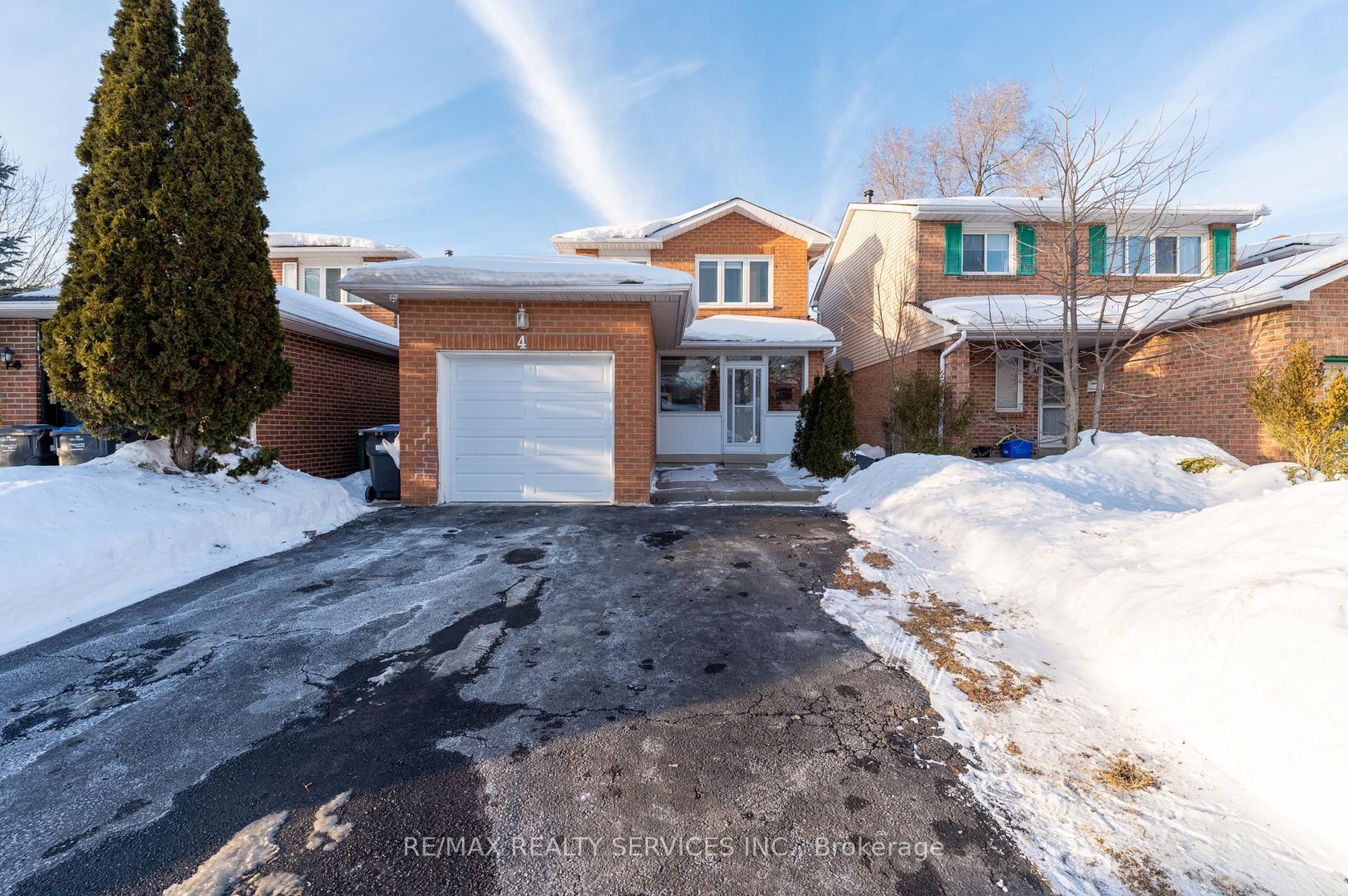 4 Summertime Court, Heart Lake West, Brampton 2