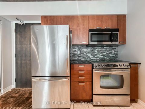 Photo 15 at 1607 - 22 Wellesley Street E, Yonge Corridor, Toronto