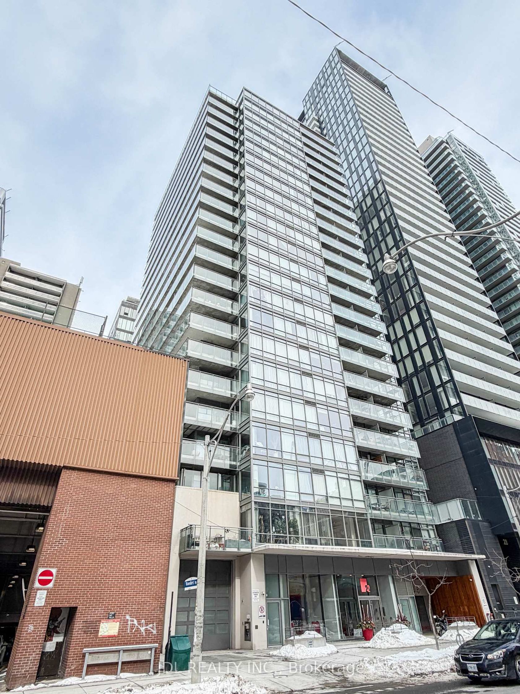 1607 - 22 Wellesley Street E, Yonge Corridor, Toronto by Loree Meneguzzi Real Estate 1607 - 22 Wellesley Street E, Yonge Corridor, Toronto