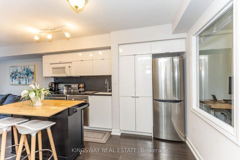 Photo 4 at 746 - 151 Dan Leckie Way, Waterfront Communities C1, Toronto
