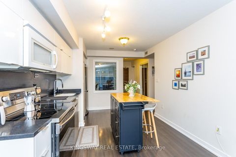 Photo 5 at 746 - 151 Dan Leckie Way, Waterfront Communities C1, Toronto