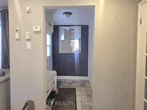 Photo 8 at 44 - 700 Harmony Road N, Pinecrest, Oshawa