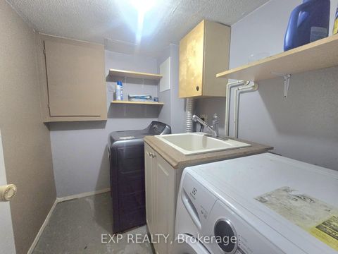 Photo 27 at 44 - 700 Harmony Road N, Pinecrest, Oshawa