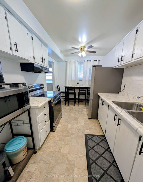 Photo 8 at 15 - 120 Nonquon Road, Centennial, Oshawa