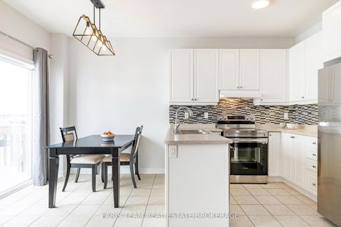 Photo 5 at 40 Forsyth Crescent, West Bayfield, Barrie