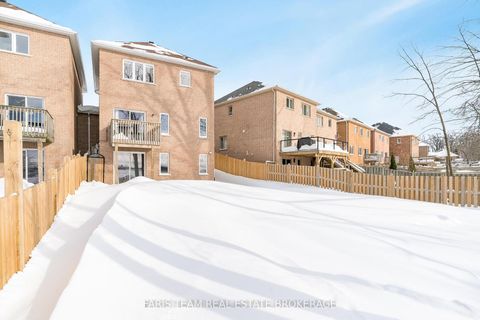 Photo 38 at 40 Forsyth Crescent, West Bayfield, Barrie