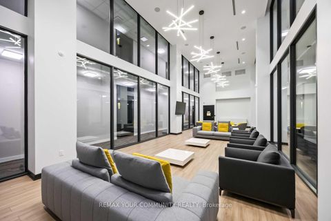 Photo 4 at 608 - 158 Front Street, Moss Park, Toronto