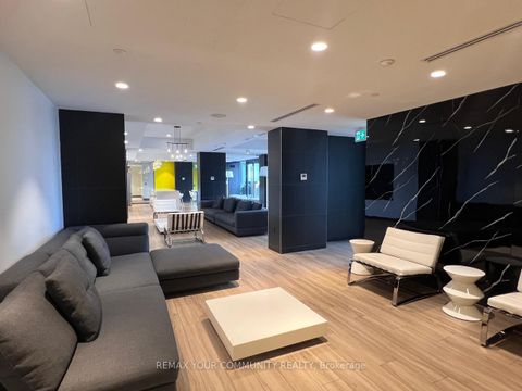 Photo 6 at 608 - 158 Front Street, Moss Park, Toronto