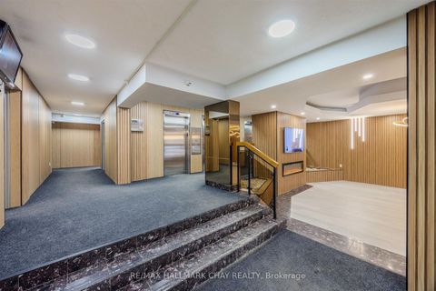 Photo 3 at 208 - 1210 Radom Street, Bay Ridges, Pickering