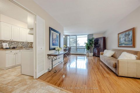 Photo 7 at 208 - 1210 Radom Street, Bay Ridges, Pickering