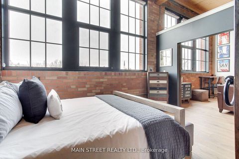 Photo 22 at 310 - 543 Timothy Street W, Central Newmarket, Newmarket