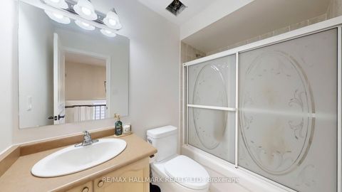 Photo 20 at 11 Martina Crescent, Vellore Village, Vaughan