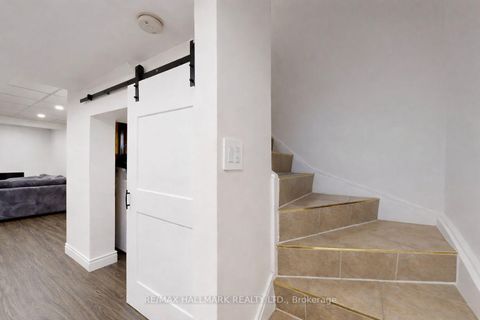 Photo 22 at 11 Martina Crescent, Vellore Village, Vaughan