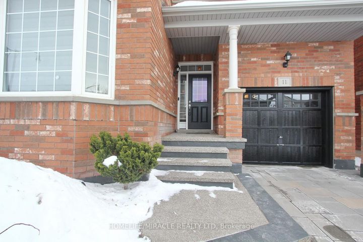Photo 4 at 11 Bluffmeadow Street, Bram East, Brampton