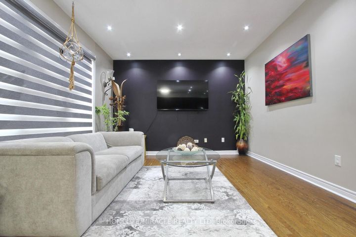 Photo 15 at 11 Bluffmeadow Street, Bram East, Brampton