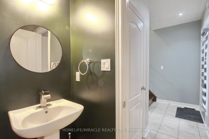 Photo 25 at 11 Bluffmeadow Street, Bram East, Brampton