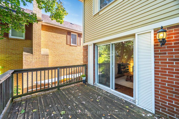 Photo 13 at 4085 Wheelwright Crescent, Erin Mills, Mississauga
