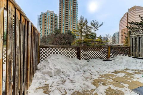 Photo 7 at 201 - 7 Bishop Avenue, Newtonbrook East, Toronto