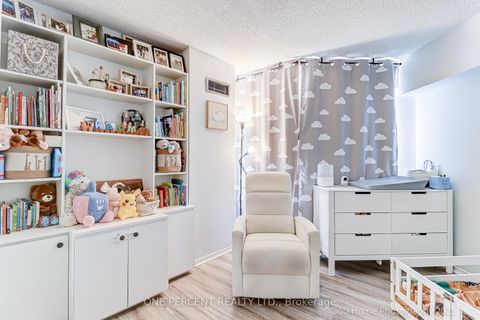 Photo 16 at 201 - 7 Bishop Avenue, Newtonbrook East, Toronto