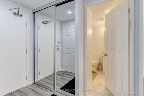 Photo 19 at 201 - 7 Bishop Avenue, Newtonbrook East, Toronto