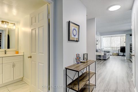 Photo 22 at 201 - 7 Bishop Avenue, Newtonbrook East, Toronto