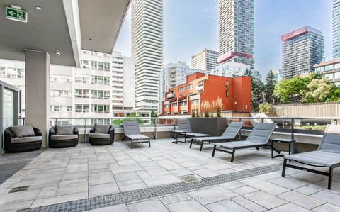 Photo 8 at 2110 - 25 Holly Street, Mount Pleasant West, Toronto